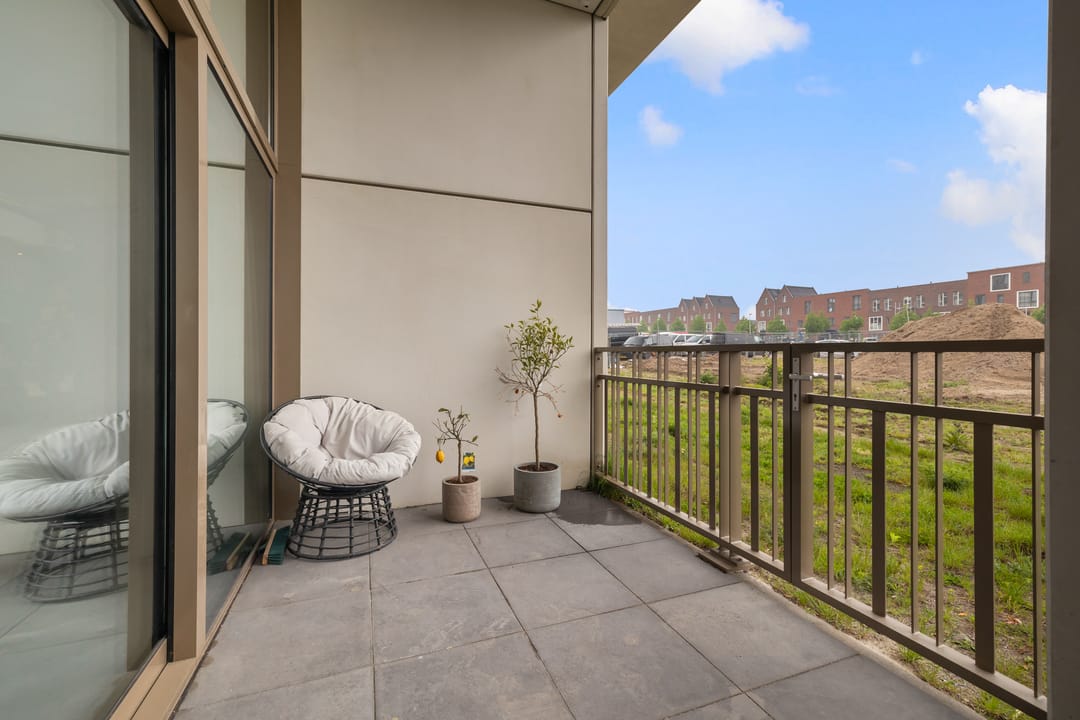 Photo 16 of Madridstraat 24