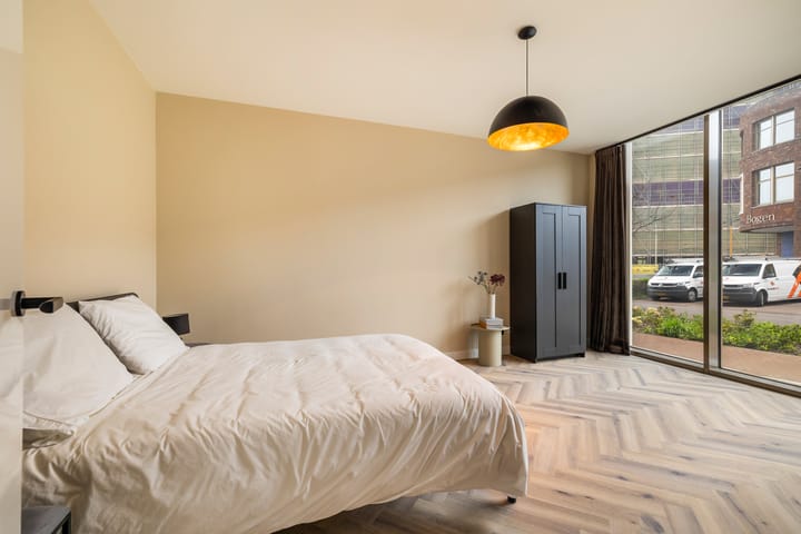 Photo 23 of Madridstraat 24