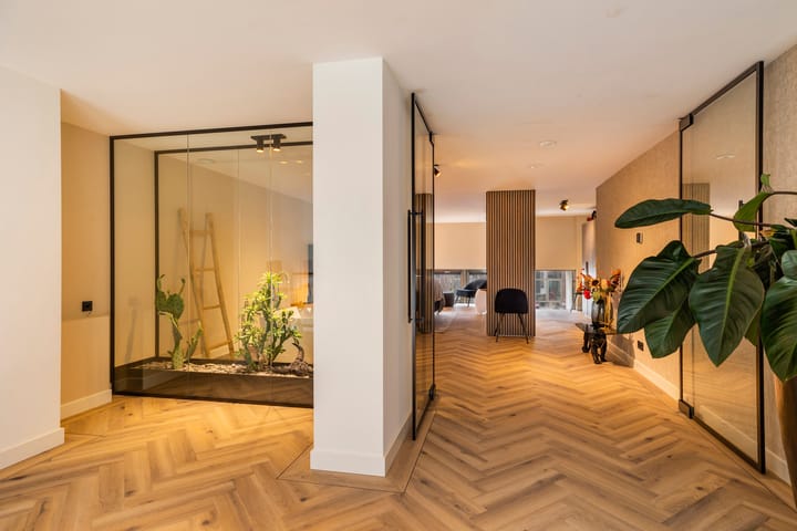 Photo 34 of Madridstraat 24