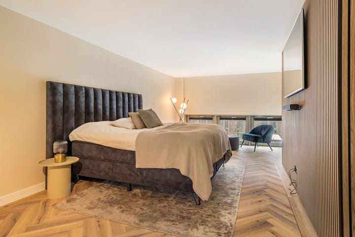 Photo 36 of Madridstraat 24