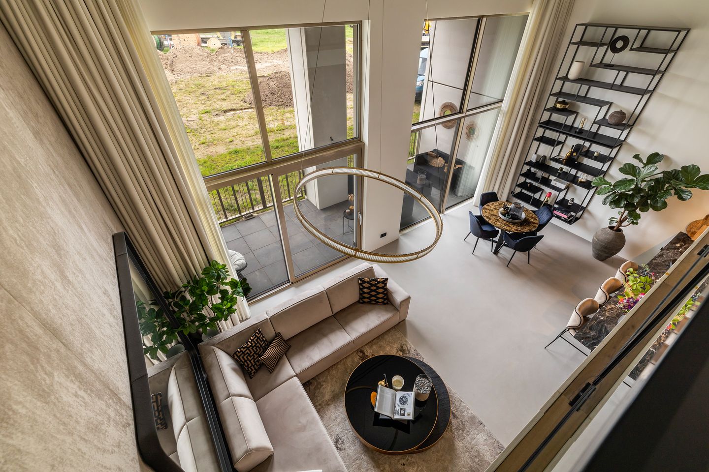 Photo 50 of Madridstraat 24