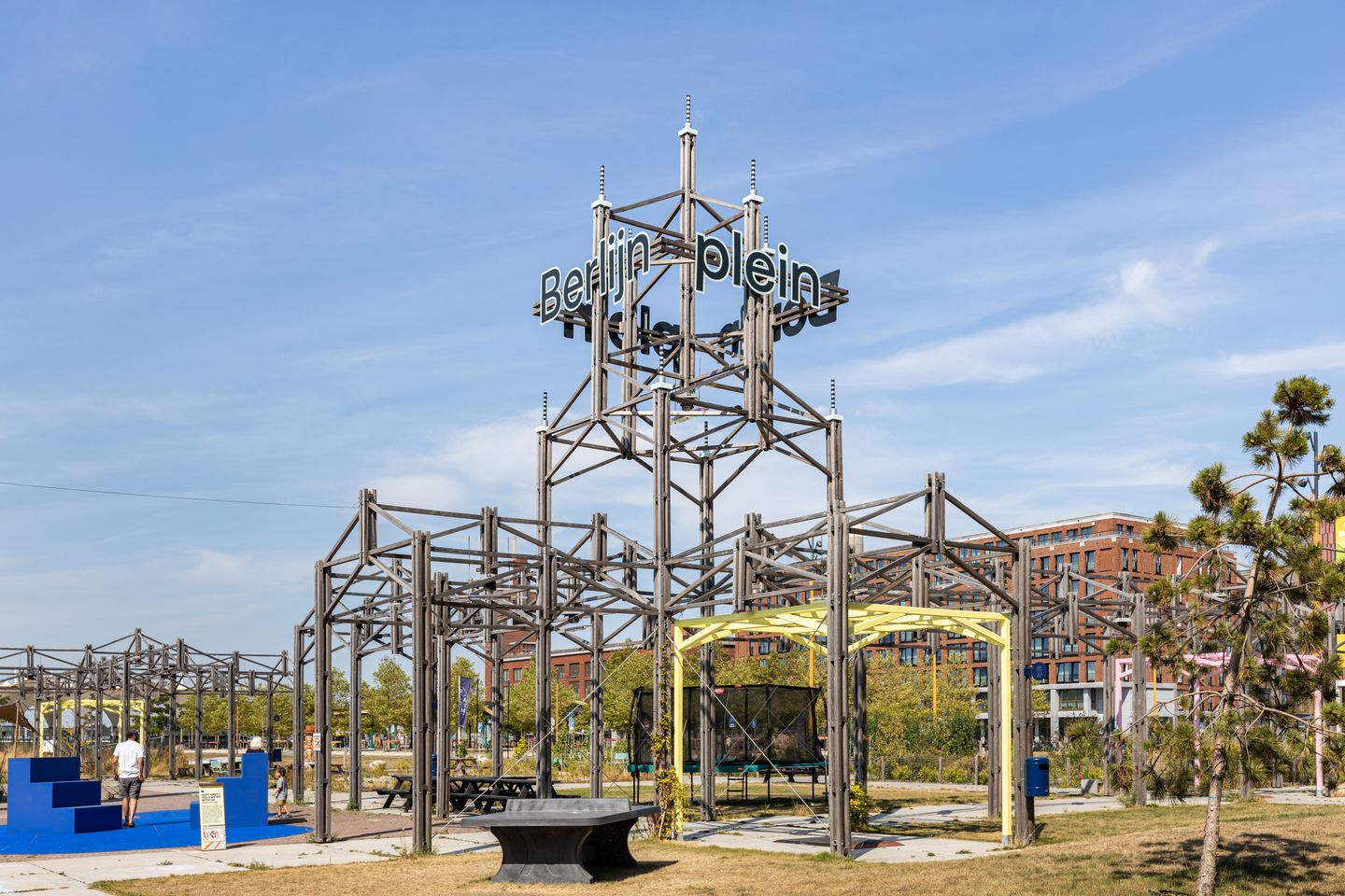 Photo 55 of Madridstraat 24