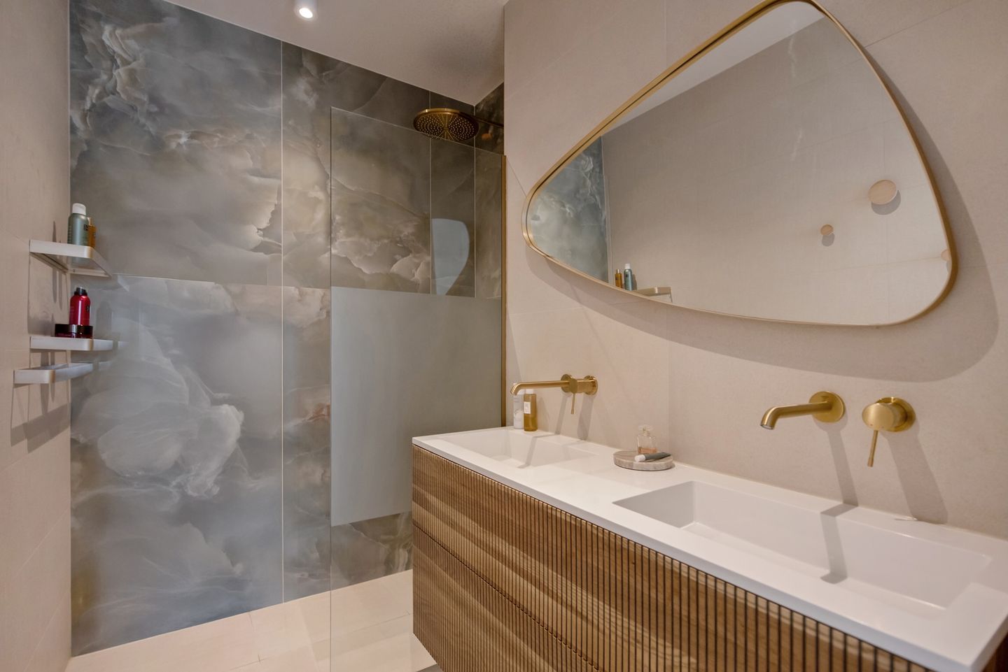 Foto 35 van Industriestraat 280