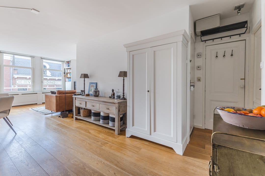 Photo 16 of Willemsstraat 22-2