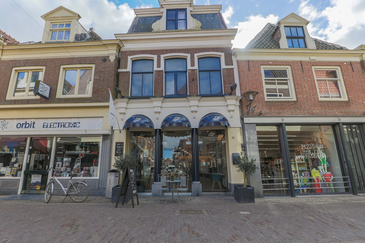 View photo 1 of Westerstraat 35