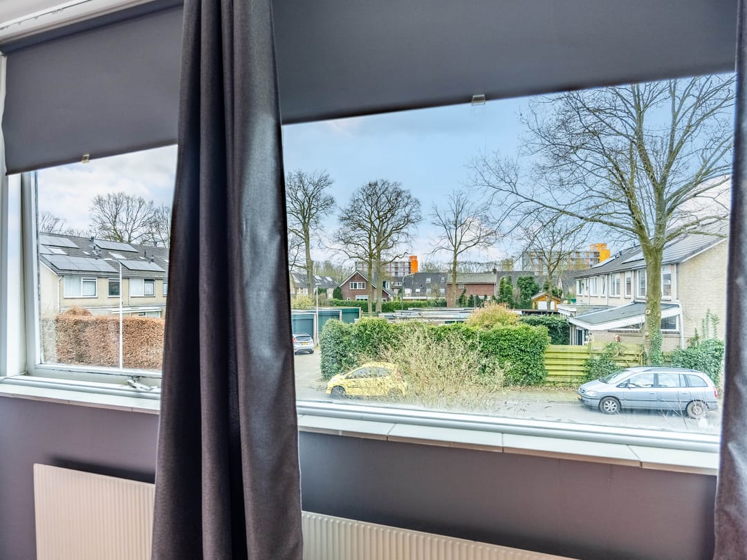 Foto 13 van van Essenstraat 5