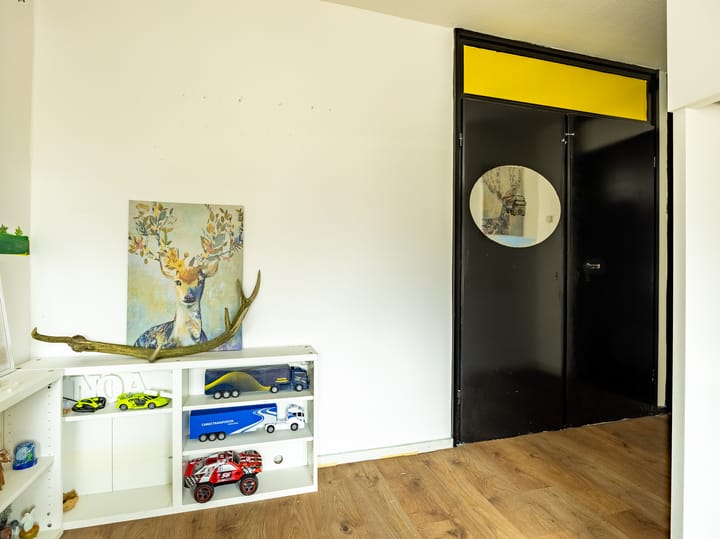 Foto 19 van van Essenstraat 5