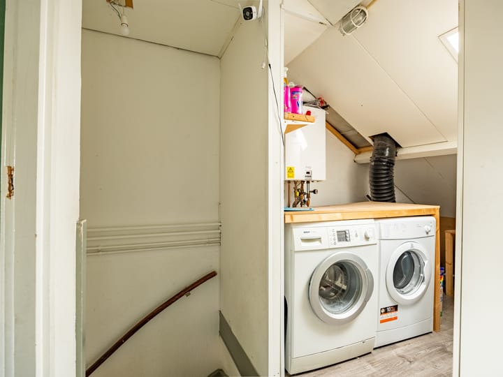 Foto 20 van van Essenstraat 5