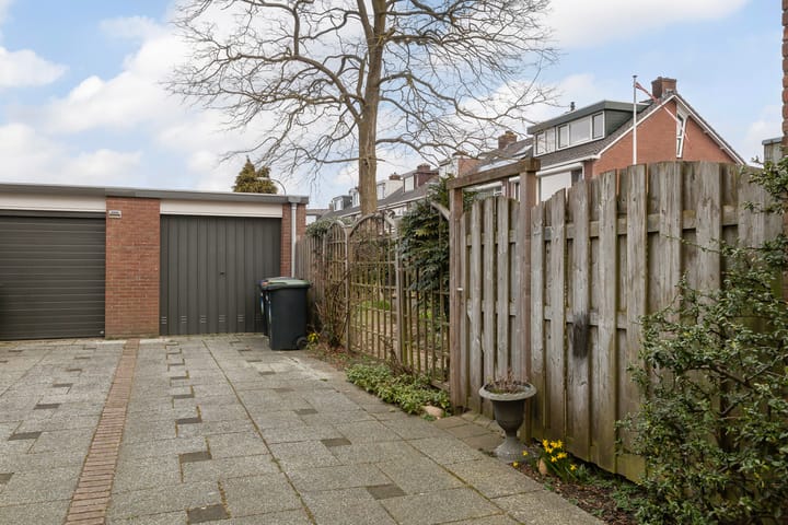 Foto 8 van Meidoornlaan 28