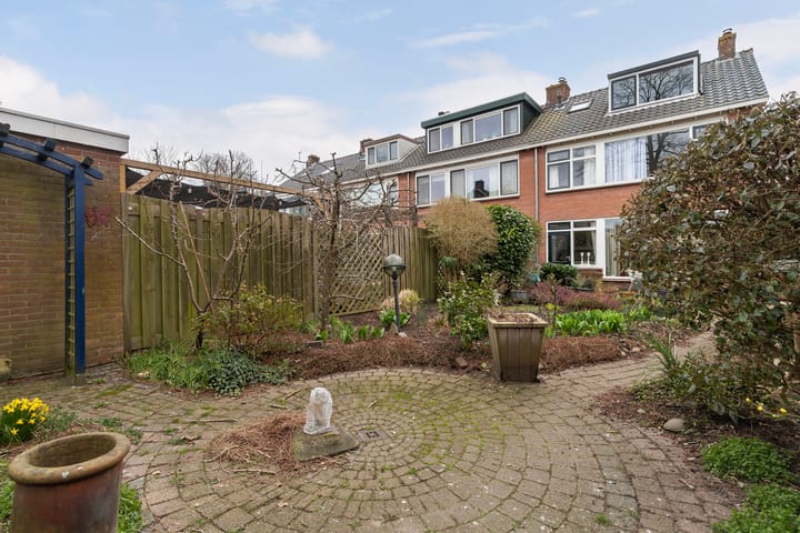 Foto 29 van Meidoornlaan 28