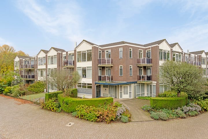 Foto 1 van Schildersplein 2