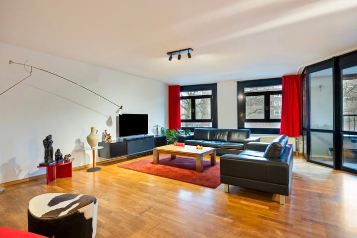 Foto 3 van Avenue Ceramique 21-C