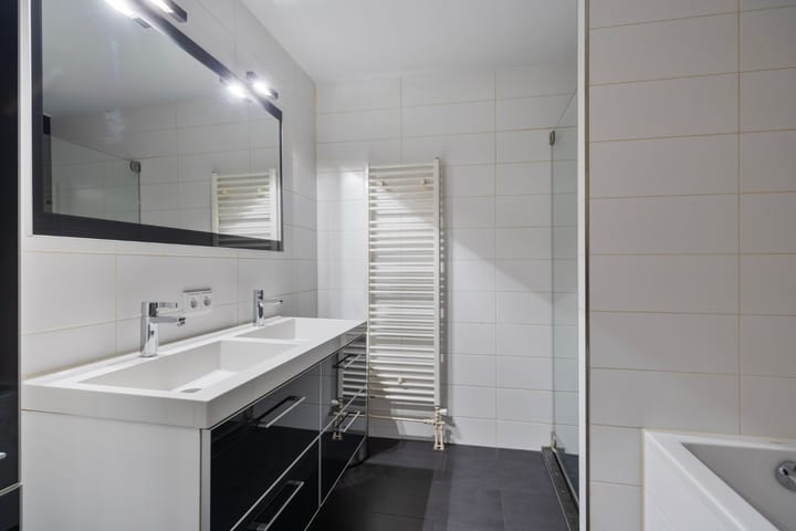 Foto 20 van Avenue Ceramique 21-C