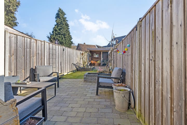 Foto 29 van Soerabaiastraat 1