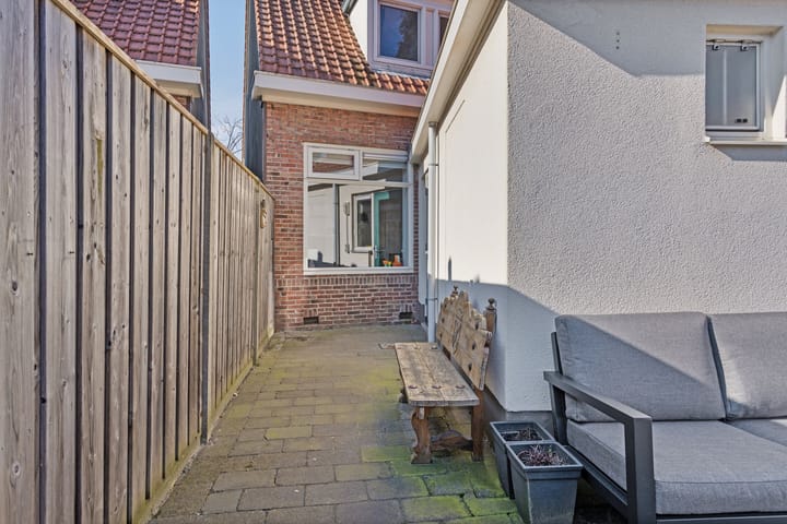 Foto 31 van Soerabaiastraat 1