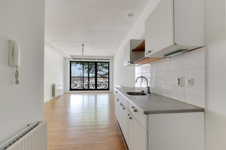 Photo 2 of Krijn Taconiskade 2