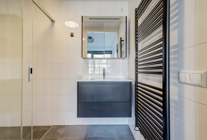 Foto 4 van van Limburg Stirumstraat 6