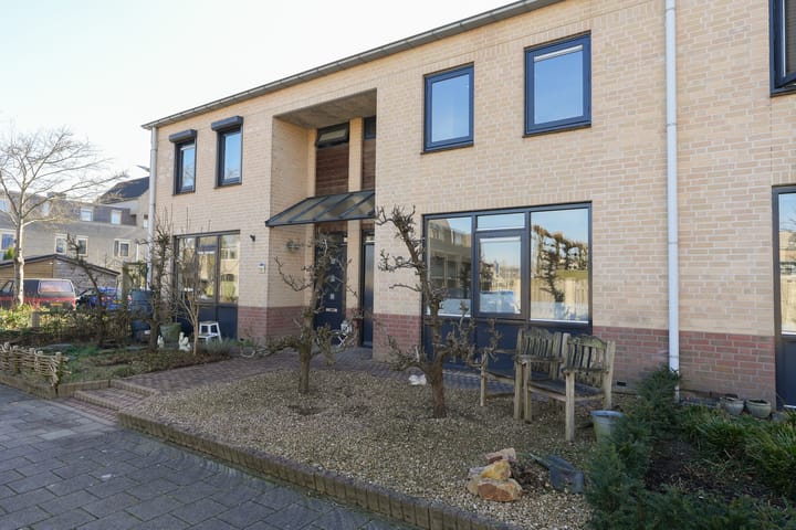 Foto 2 van Basalt 43