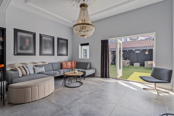 Photo 20 of Toussaintstraat 1