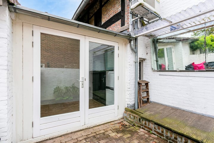 Foto 25 van Rondelenstraat 8