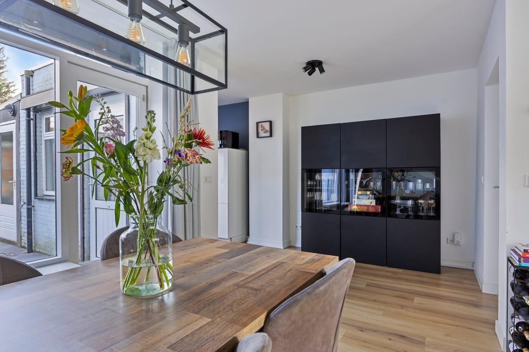 Foto 11 van Outshoornstraat 44