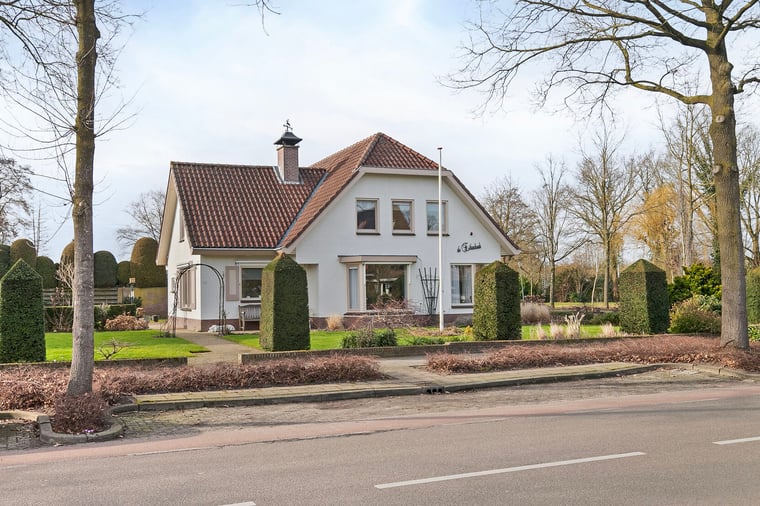 Eikenlaan 1 main image
