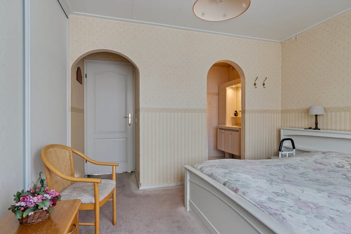 Foto 15 van Eikenlaan 1