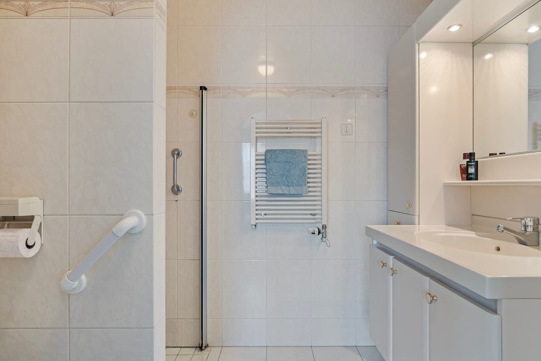 Photo 16 of Eikenlaan 1