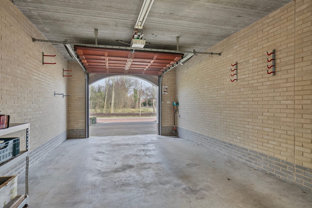 Photo 31 of Eikenlaan 1