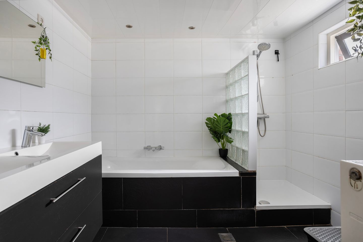 Foto 20 van Kanaalweg 3-C