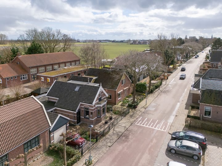 Foto 37 van Kerkweg 1