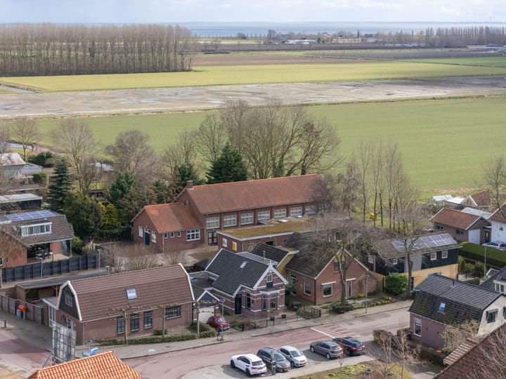 Foto 40 van Kerkweg 1