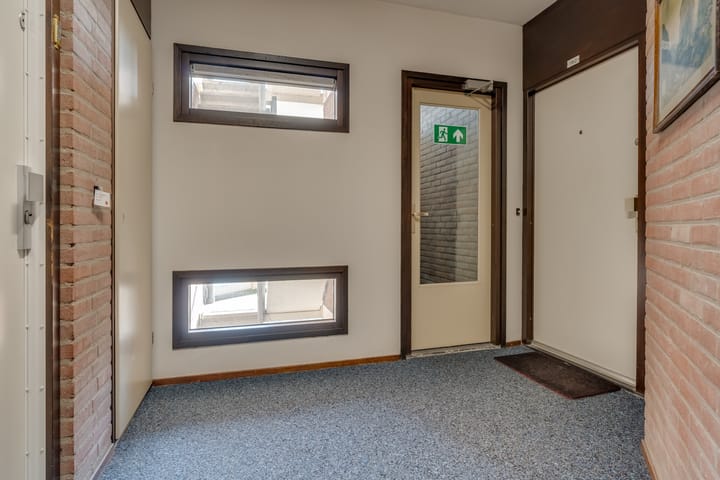 Photo 28 of Logger 182