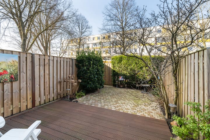 Foto 8 van Zjoekowlaan 41