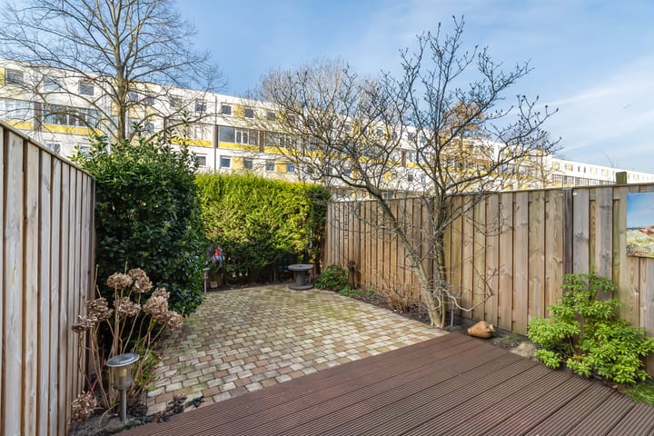 Foto 9 van Zjoekowlaan 41