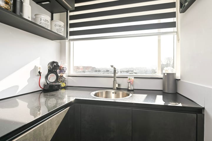 Foto 19 van Loosduinse Hoofdstraat 276