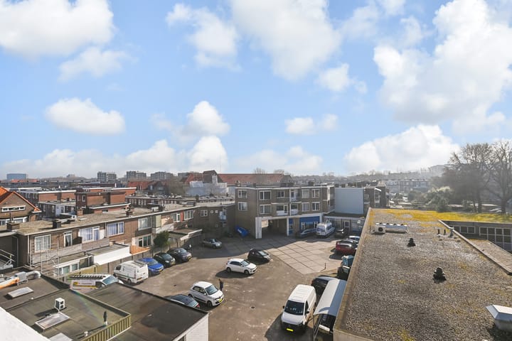 Foto 33 van Loosduinse Hoofdstraat 276