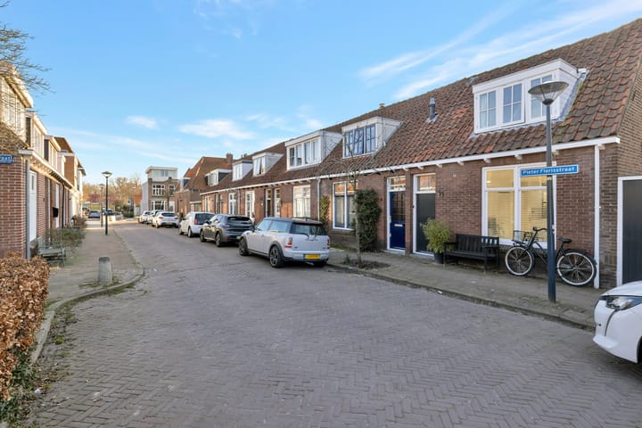Foto 5 van Pieter Florisstraat 3