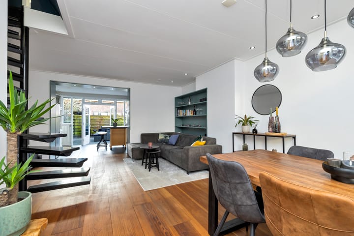 Foto 9 van Pieter Florisstraat 3