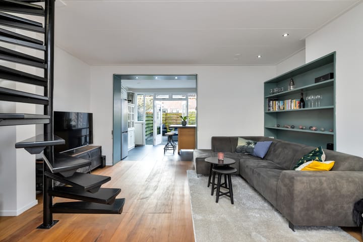 Foto 11 van Pieter Florisstraat 3