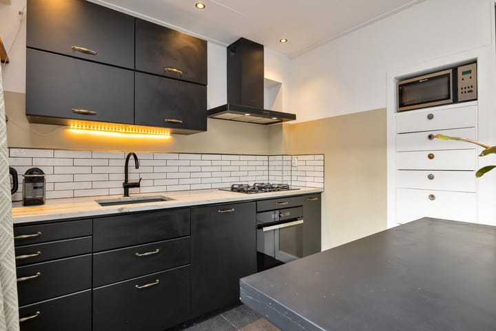 Foto 19 van Pieter Florisstraat 3