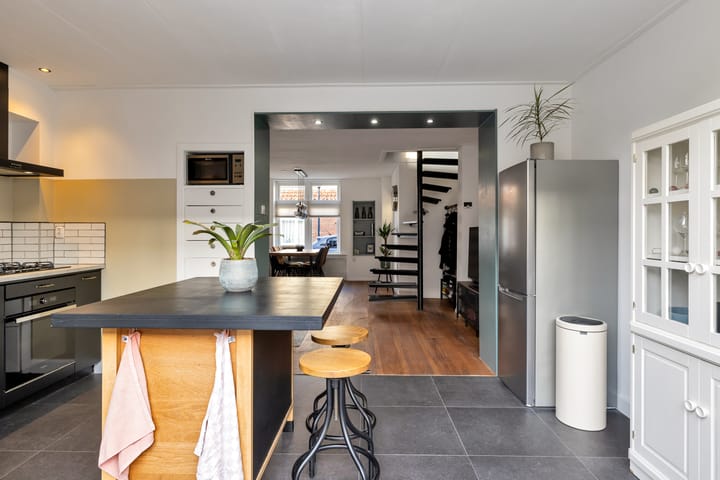 Foto 21 van Pieter Florisstraat 3