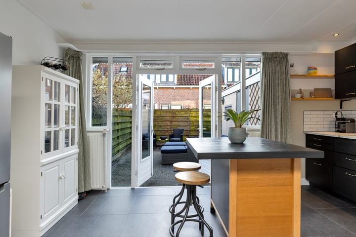 Foto 22 van Pieter Florisstraat 3