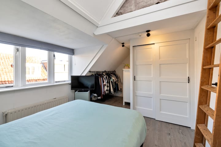 Foto 31 van Pieter Florisstraat 3