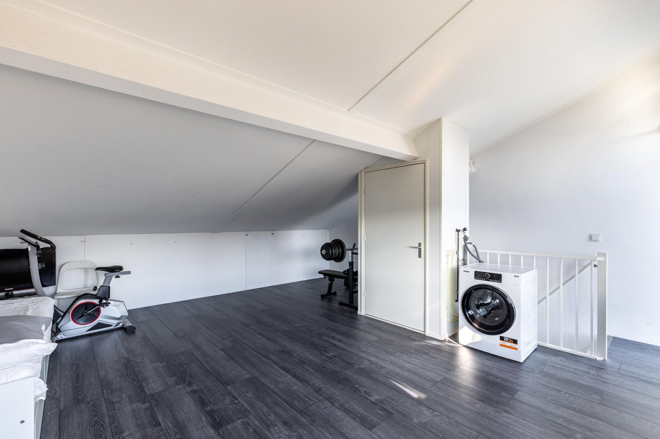 Foto 33 van Woestduijnstraat 42