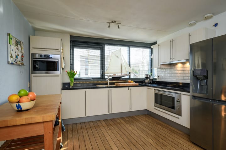 Photo 14 of Meindert Hobbemastraat 31