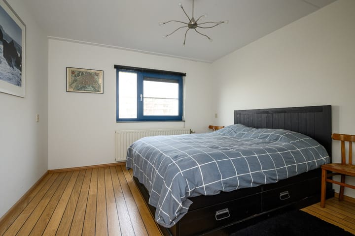 Photo 35 of Meindert Hobbemastraat 31