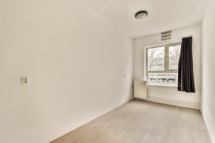 Foto 11 van Dantestraat 234