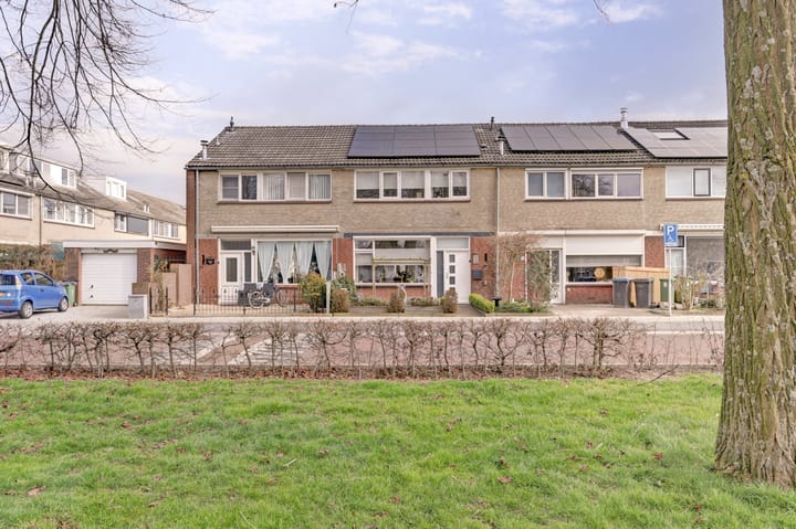 Foto 38 van Bredastraat 33