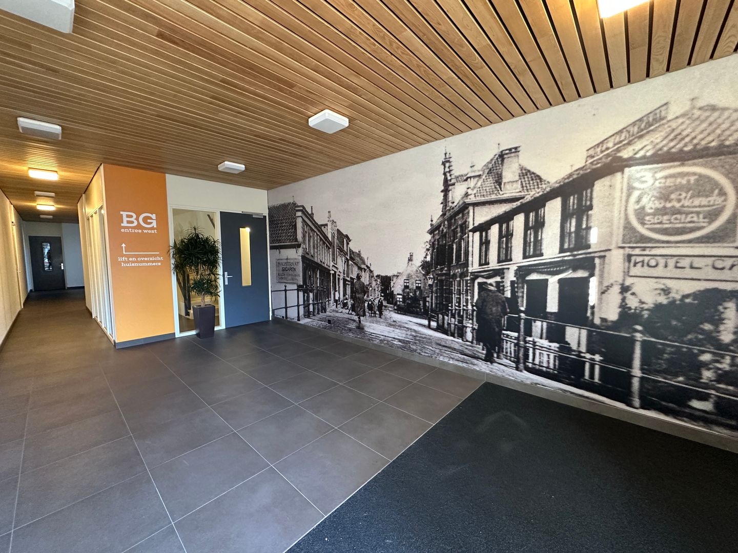 Foto 14 van Thorbeckeplein 41